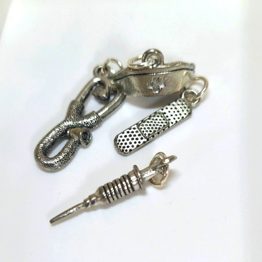 Nurse 4 Pewter Charms Free of Lead Cap/Syringe/Stethscope/Bandaid 6mm Jumpring